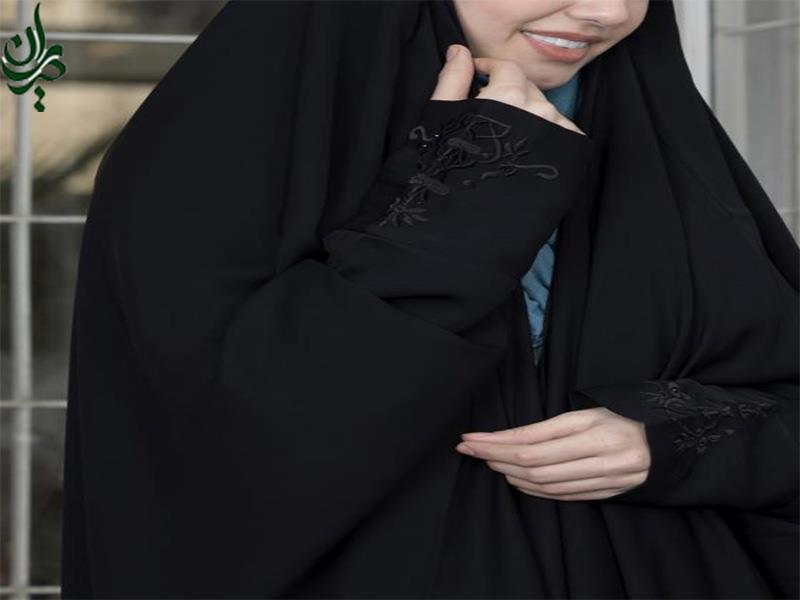 قیمت چادر عربی اصیل |  با کیفیت و دوخت عالی در حراجی حریران از طراحی پارچه تا لباس