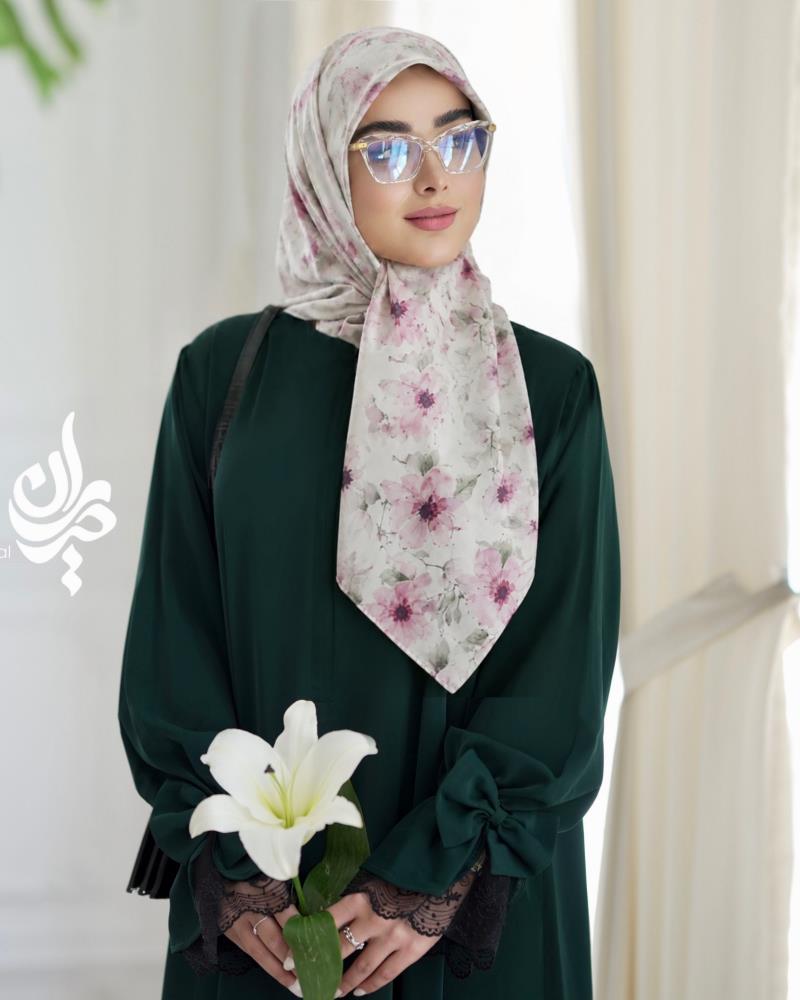 روسری ارغوان