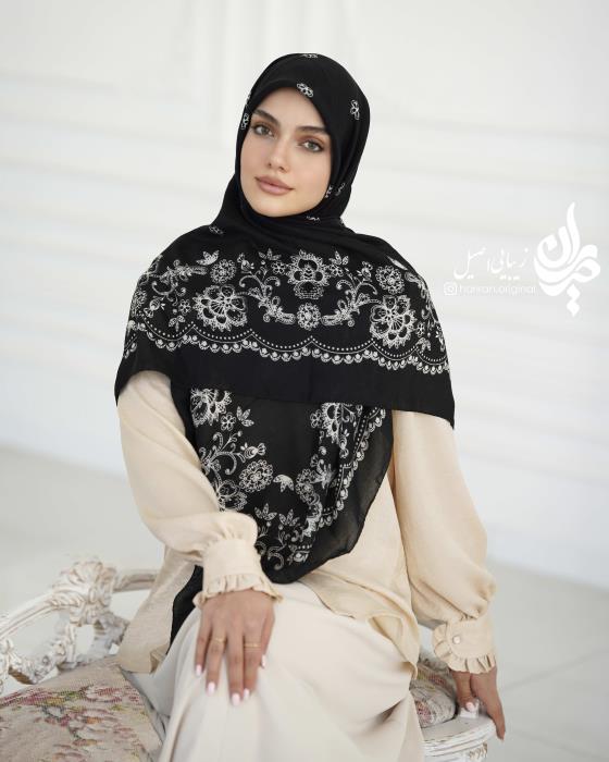 روسری اصیلا