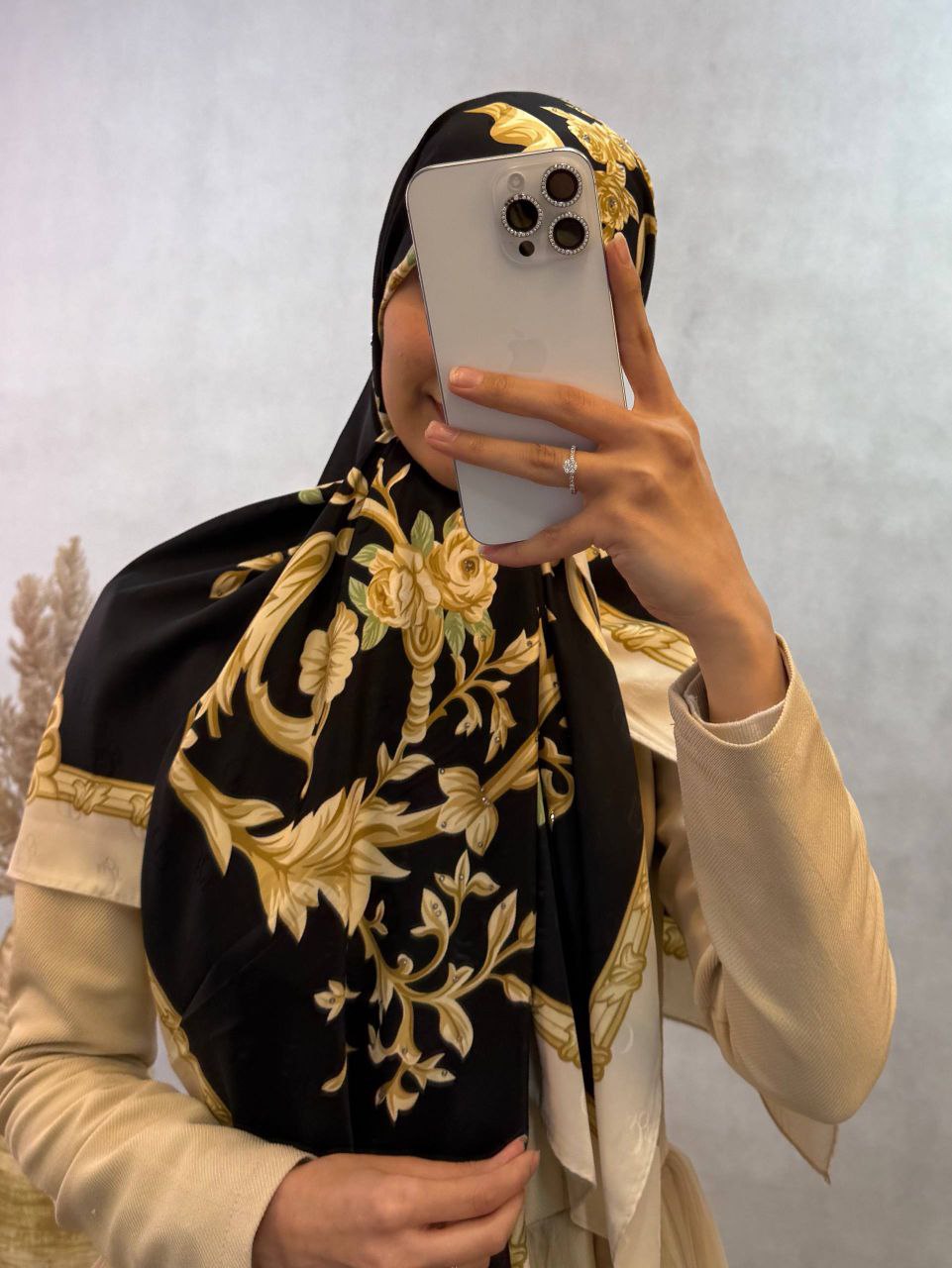 روسری vip طرح دو