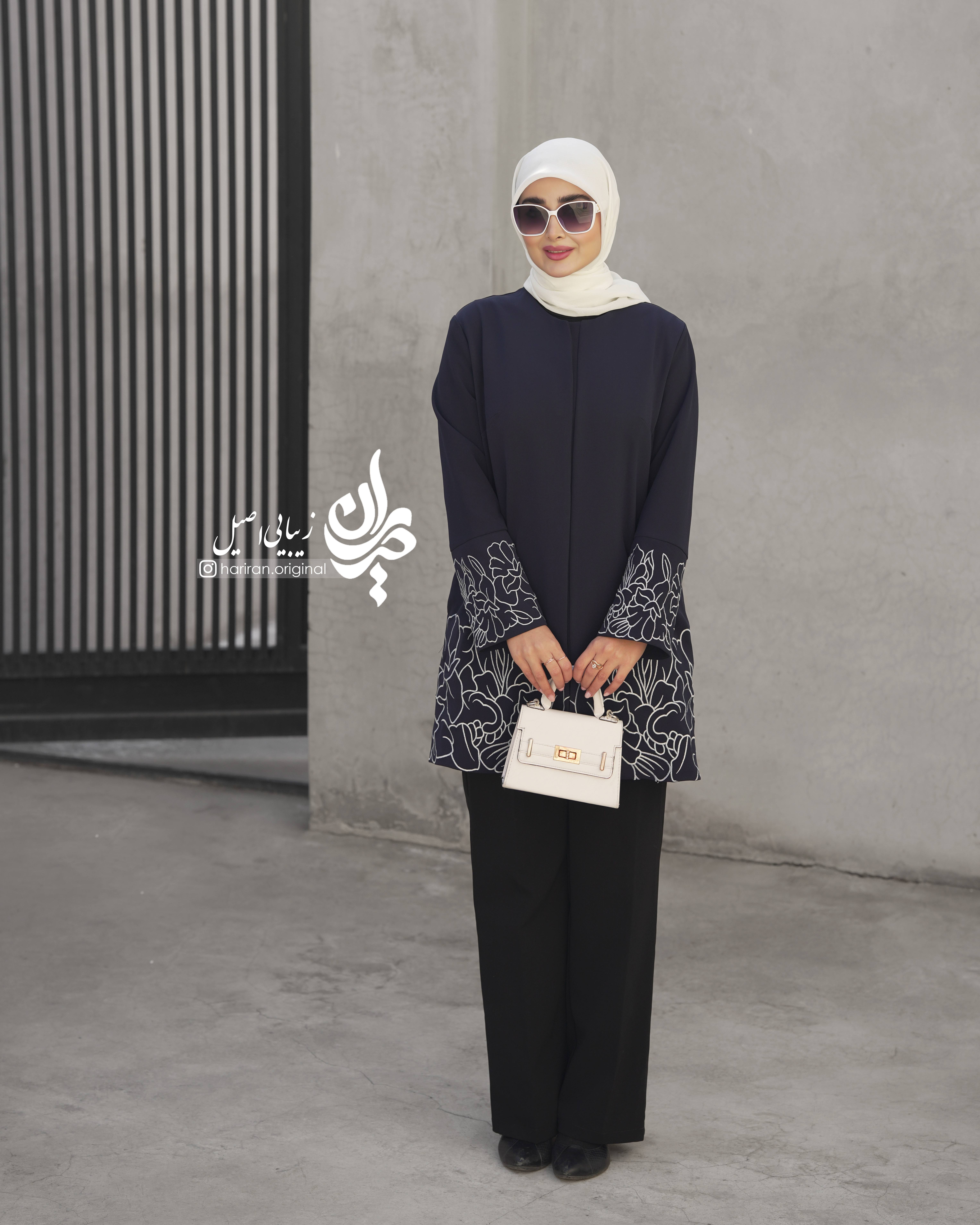 مانتو رستاک