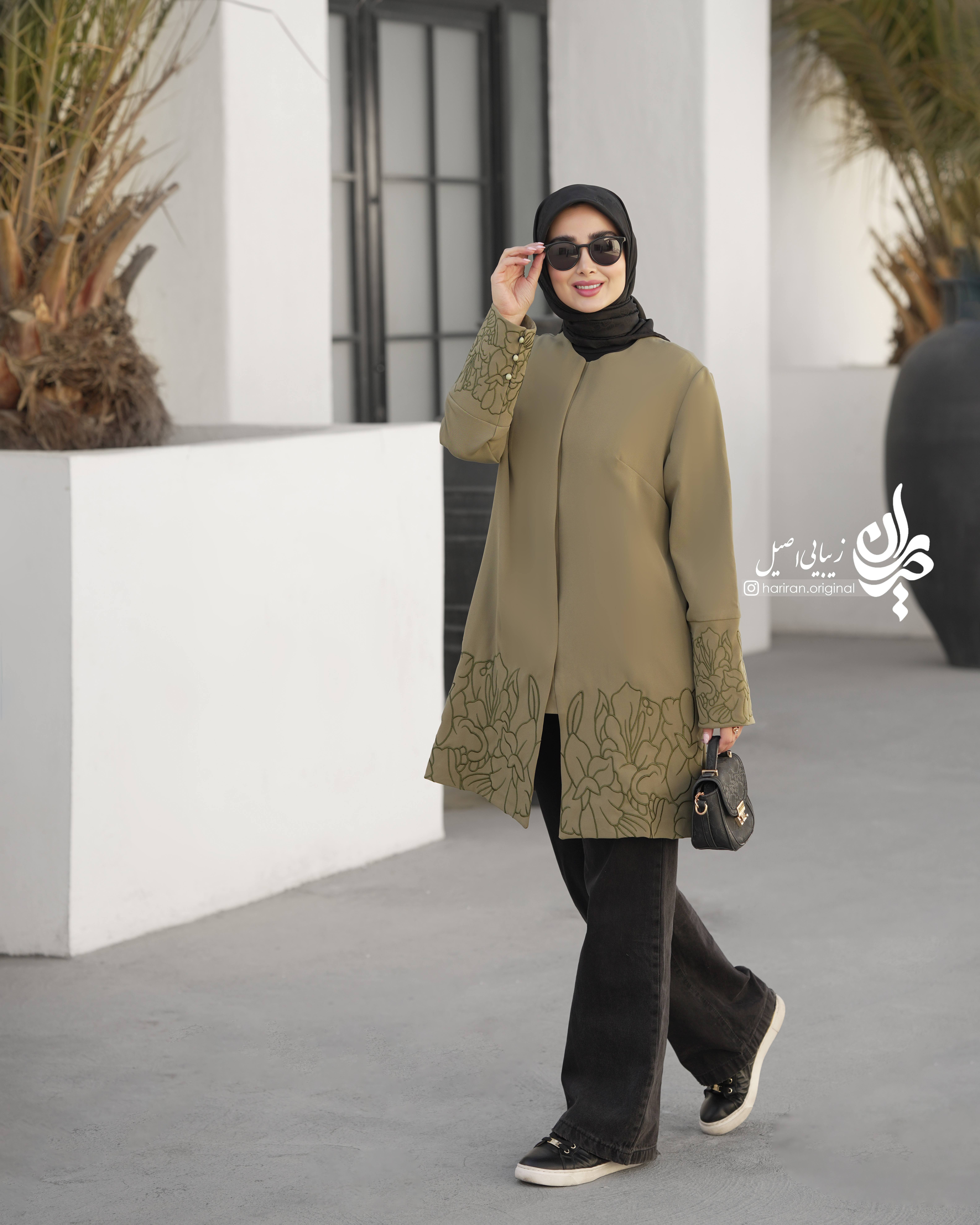 مانتو رستاک